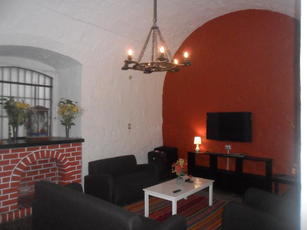 La Casa De Ana - Peru Bed & Breakfast Yanahuara Ngoại thất bức ảnh